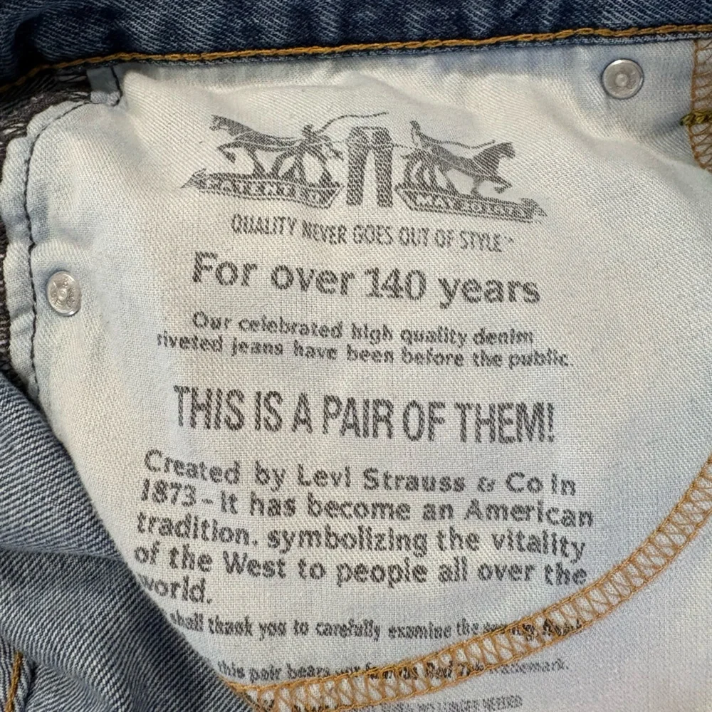 Levi's Men’s 550 Relaxed Fit Straight Leg Jeans Size 46 X 30 - Picture 5 of 7